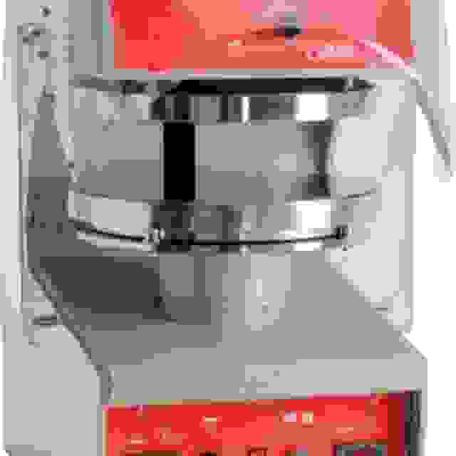 Mechanický lis na těsto PF50MTE